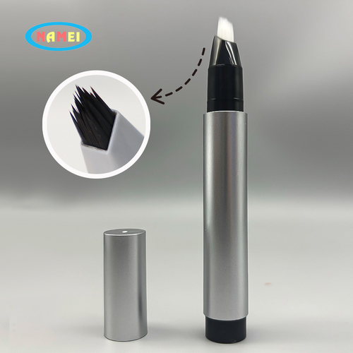 Blog perusahaan terbaru tentang Temukan kemasan pensil eyeliner inovatif dan wadah makeup kosong.