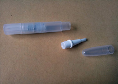Harga yang bagus Plastik Perempuan Berstandar Panjang Lip Gloss Desain Custom Lipstick 12,2 * 97mm on line